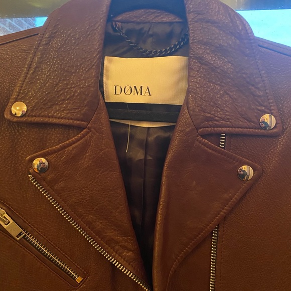 DOMA Leather Jacket - Picture 2 of 5